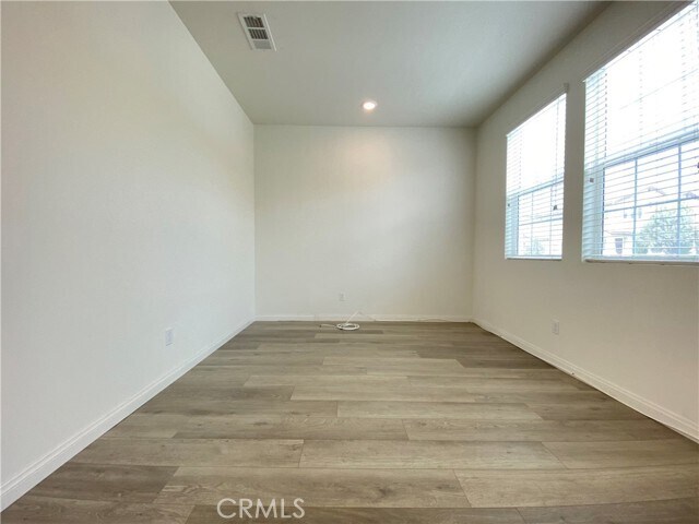 Building Photo - 6129 Rosewood Way