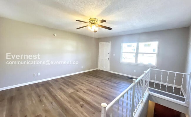 Building Photo - 3648 Missionaire Ave