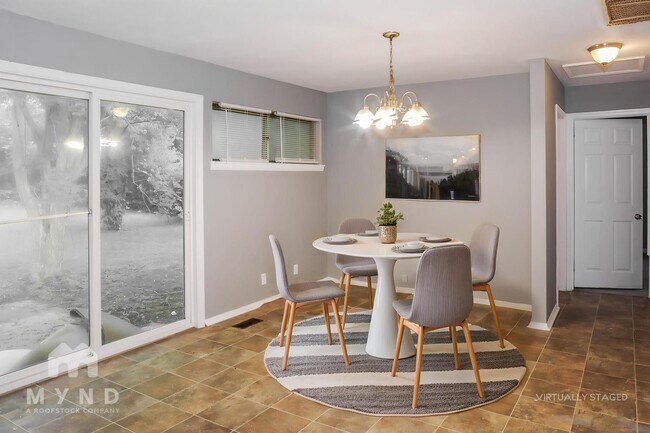Foto del edificio - 3513 Rosedale Dr NW