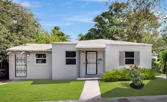 Foto del edificio - 5329 NW 8th Ave