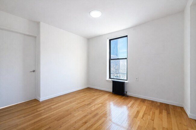 Foto del edificio - 401 E 68th St