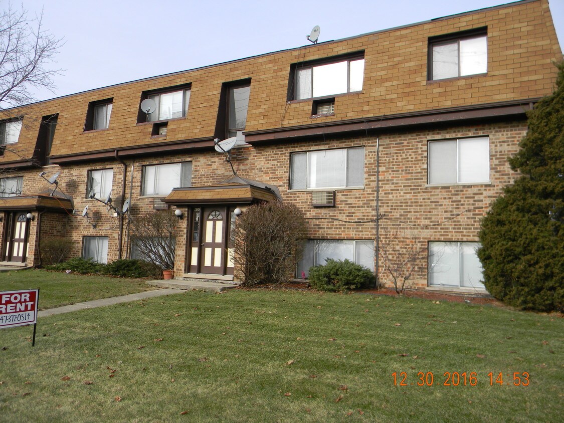 600 W. Dempster, Mt. Propsect - 600 W Dempster St