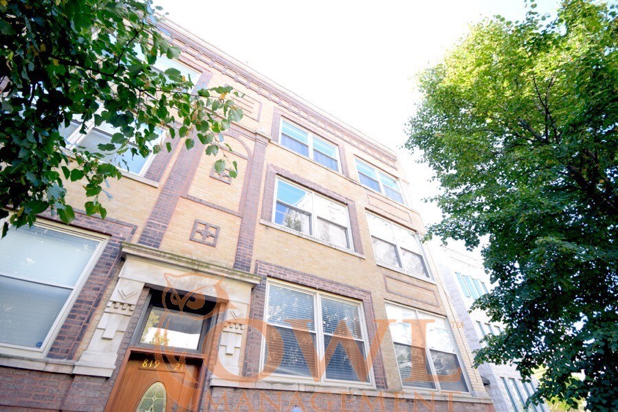 Primary Photo - 821 W Eastwood Ave