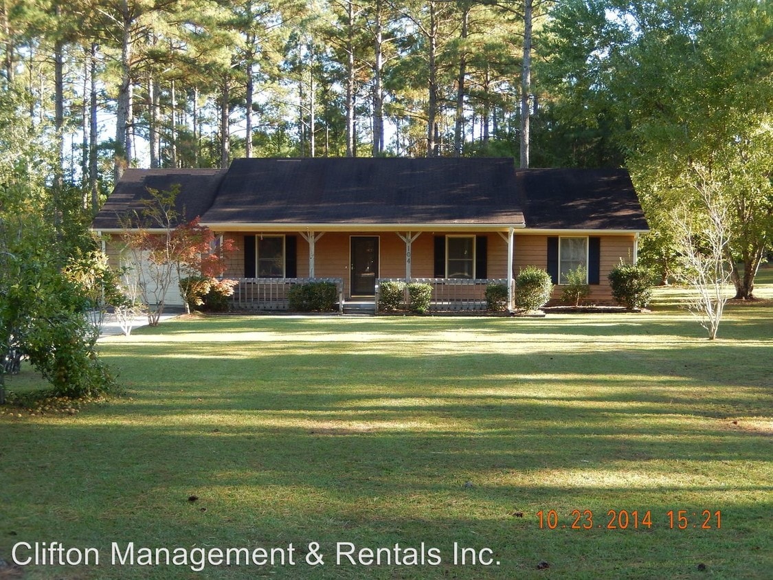 3 br, 2 bath House 104 Cherry Branch Drive House Rental in Havelock