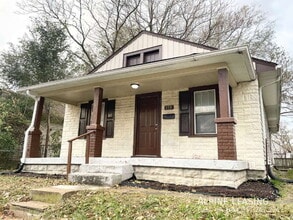 Building Photo - 338 Villa Ave