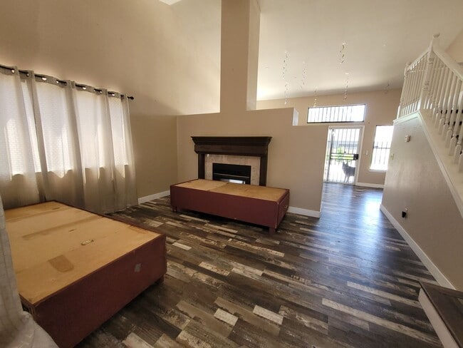 Building Photo - 1703 Diablo Creek Dr