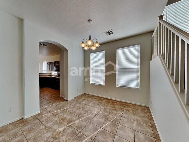 Foto del edificio - 14838 W Columbine Dr