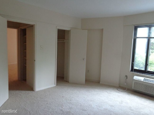Foto del edificio - 1 br, 1 bath Condo - 846 N Madison St