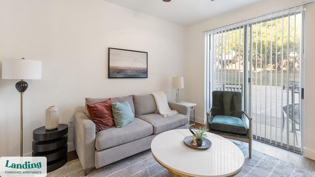 Building Photo - 7373 Valley View Ln