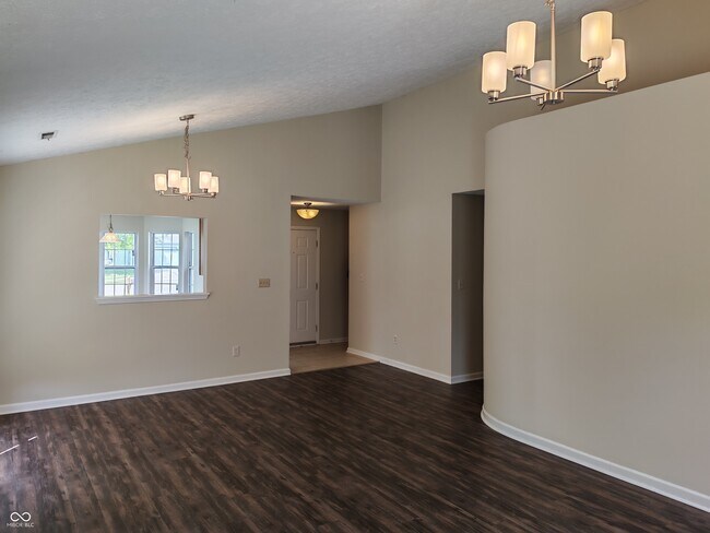 Foto del edificio - 6035 Hayford Ct