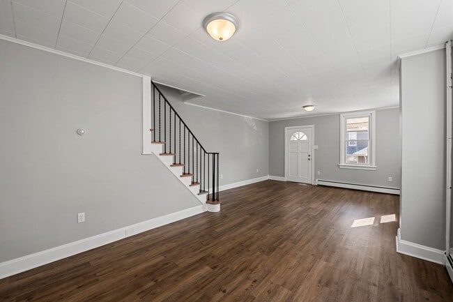 Building Photo - 1143 2nd St