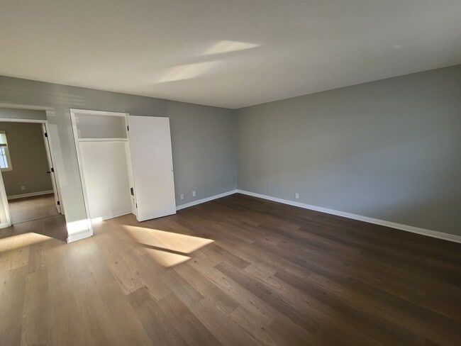 Interior Photo - The Circle Apartments at Long Beach