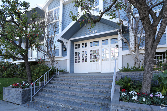 Building Photo - Encino Gardens Apartments