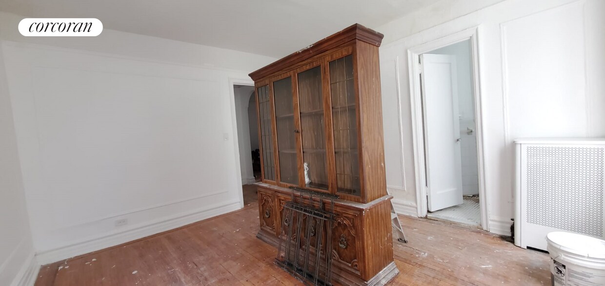 2081 Wallace Ave Unit 268, The Bronx, NY 10462 Room for Rent in The