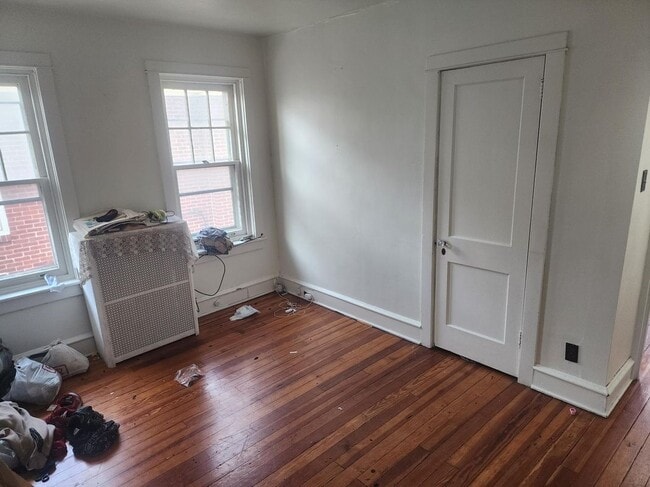 Building Photo - 2310 Hoffer Ave