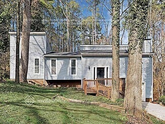 Building Photo - 5160 Legendary Ln