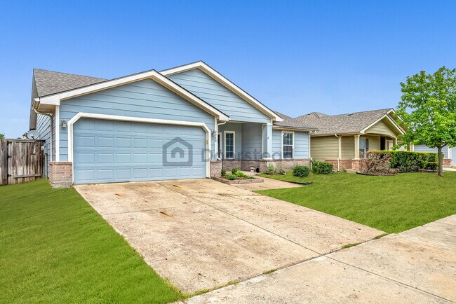 Building Photo - 9940 Thomas Jefferson Dr