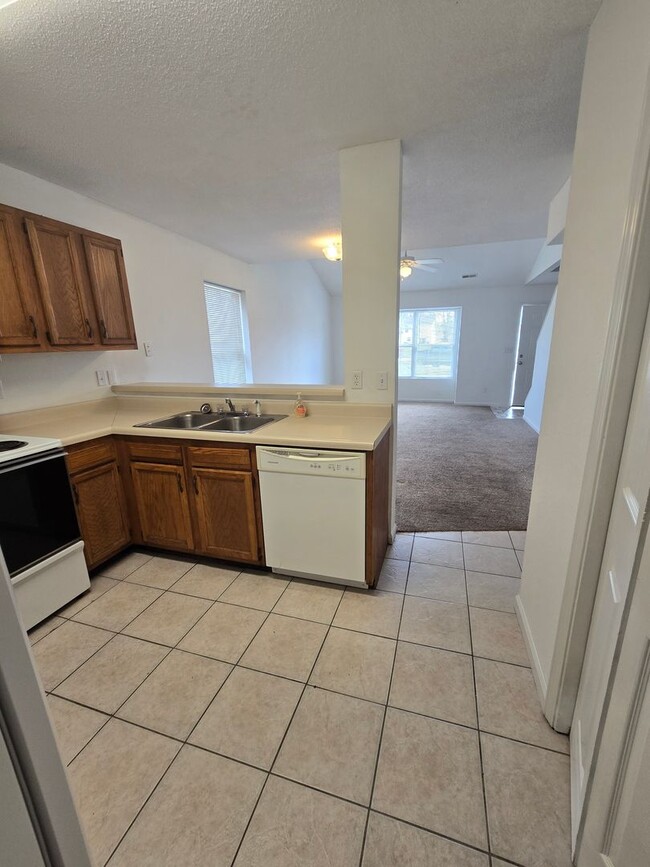Building Photo - 4401 W Jeana Ct