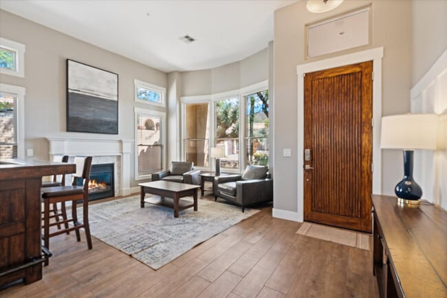 Foto del edificio - 13610 E Laurel Ln