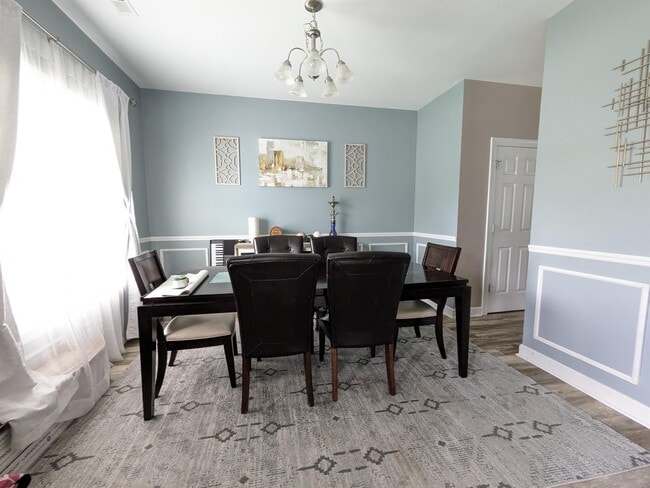 Foto del edificio - 205 Bell Ridge Ln