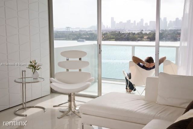 Foto del edificio - 2 br, 2 bath Condo - 1000 West Ave Apt 1111