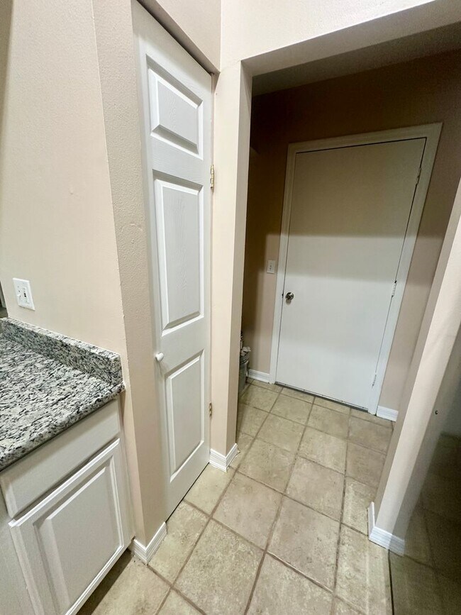 Foto del edificio - Incredible 3 bed 2 bath home in Apopka