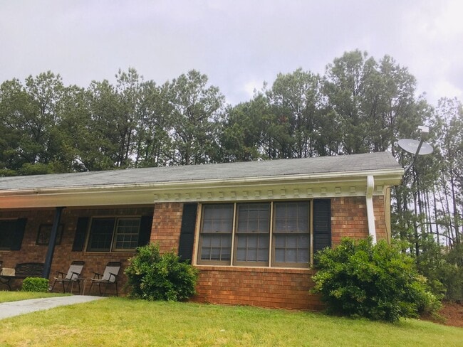 Photo - 1780 Southgate Ln SE Apartment