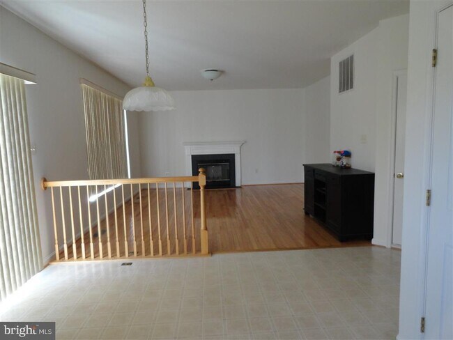 Foto del edificio - 8708 Hidden Pool Ct