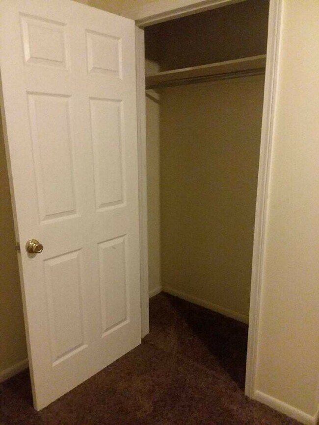 Foto del edificio - 3 Bedroom, 2 Story House
