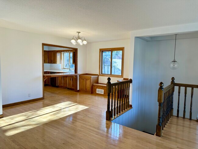 Foto del edificio - 7303 Glouchester Dr