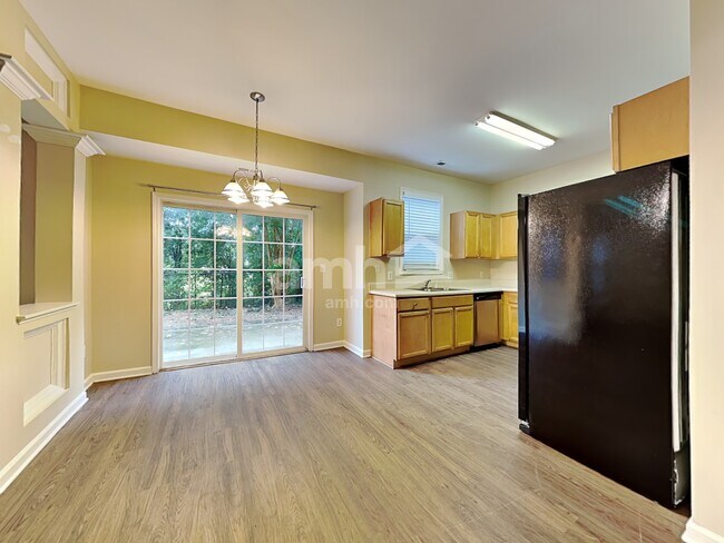 Building Photo - 2033 Cartier Ruby Ln