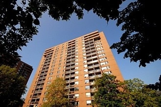 Building Photo - Greenbank Towers