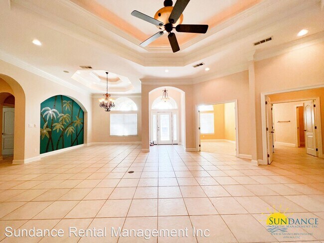 Building Photo - 3 br, 2.5 bath House - 4604 Chanan Drive