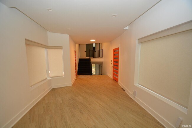 Building Photo - 115 Ashworth Dr