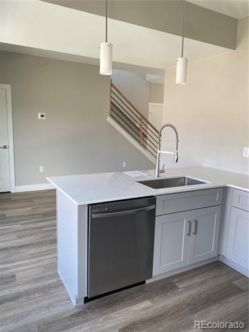 Building Photo - 3738 W 1st Ave