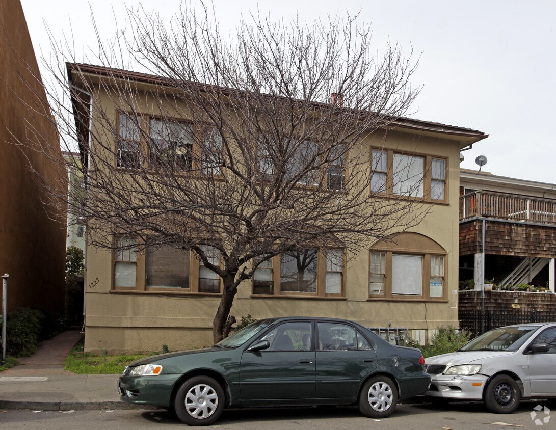Foto del edificio - 1227 3rd Ave
