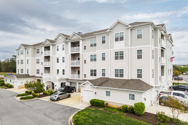Building Photo - The Residences at Wildewood