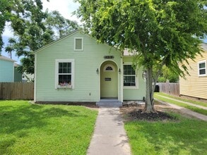 Building Photo - 5319 Avenue O