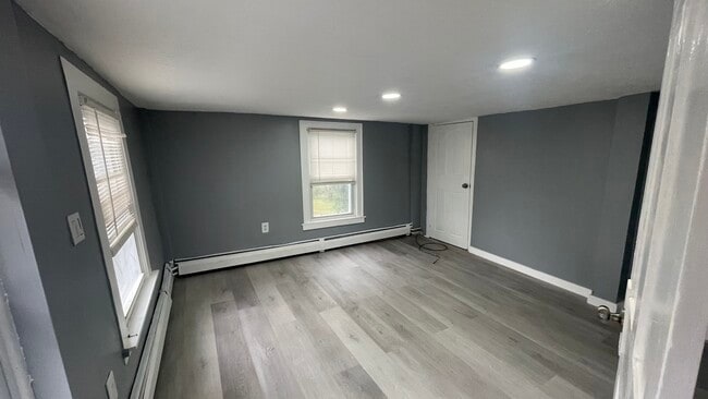 Foto del edificio - 23 Hartford Ave S