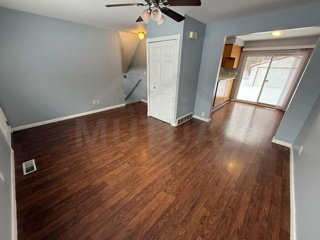 Photo - 39533 Cather St House