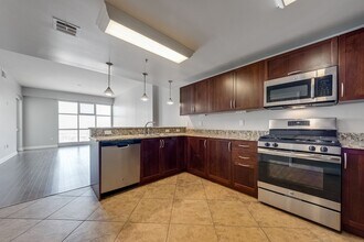 Building Photo - 150 Las Vegas Blvd N