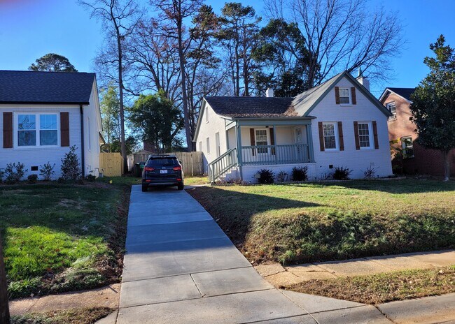 Building Photo - 2355 Morton St