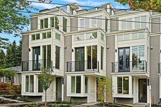 Building Photo - 712 Bertona St