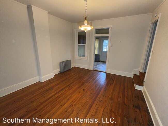 Building Photo - 2 br, 1 bath House - 20 N. Main St.