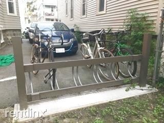 Building Photo - 3 br, 1 bath Apartment - 18 Acadia Park