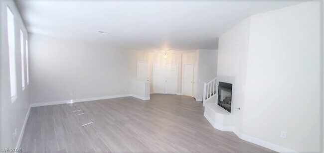 Building Photo - 3925 Bella Palermo Way