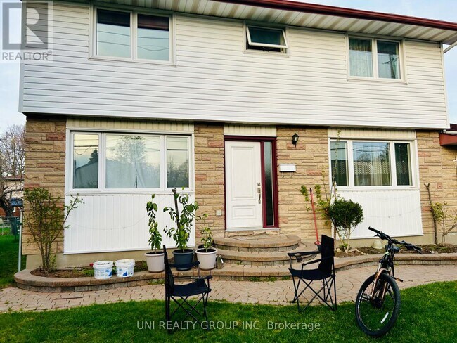 Photo du bâtiment - 1441 Fisher Ave
