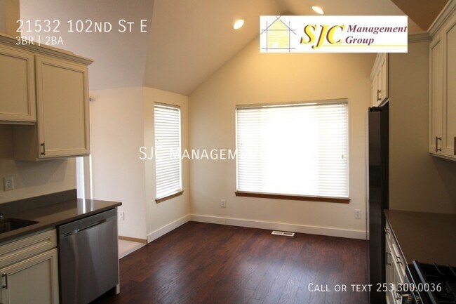 Foto del edificio - Three bedroom two bath rambler in Bonney L...
