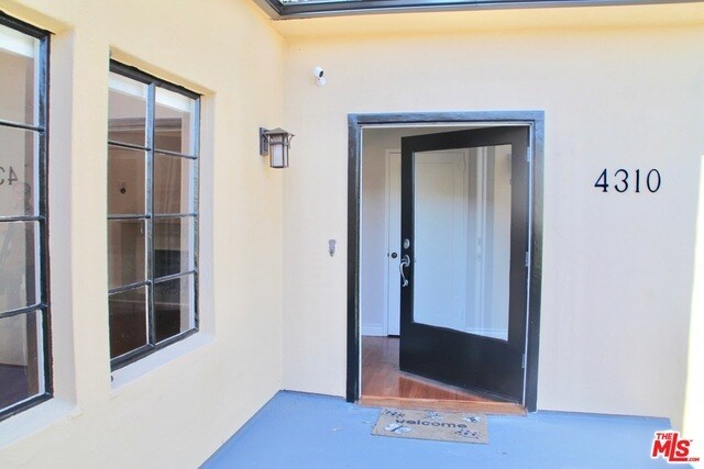 Building Photo - 4310 Cedarhurst Cir