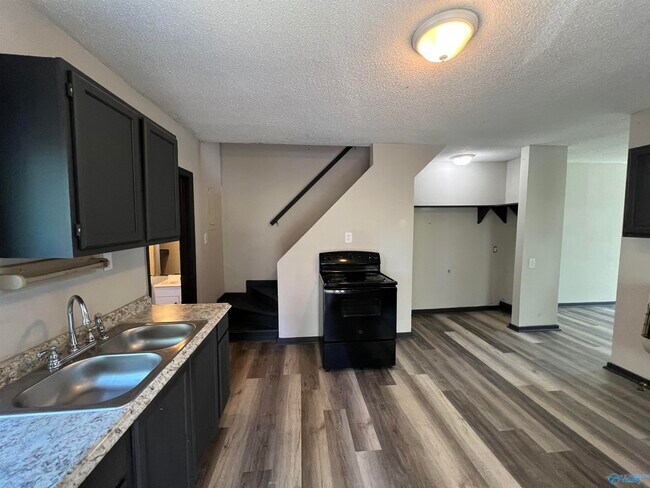 Foto del edificio - 3510 Alpine St SW